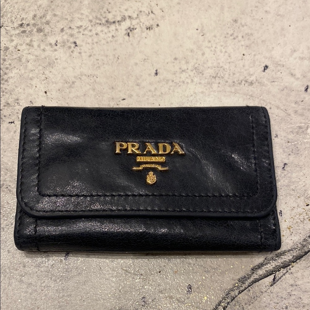 Prada Black Leather key holder with Gold Logo